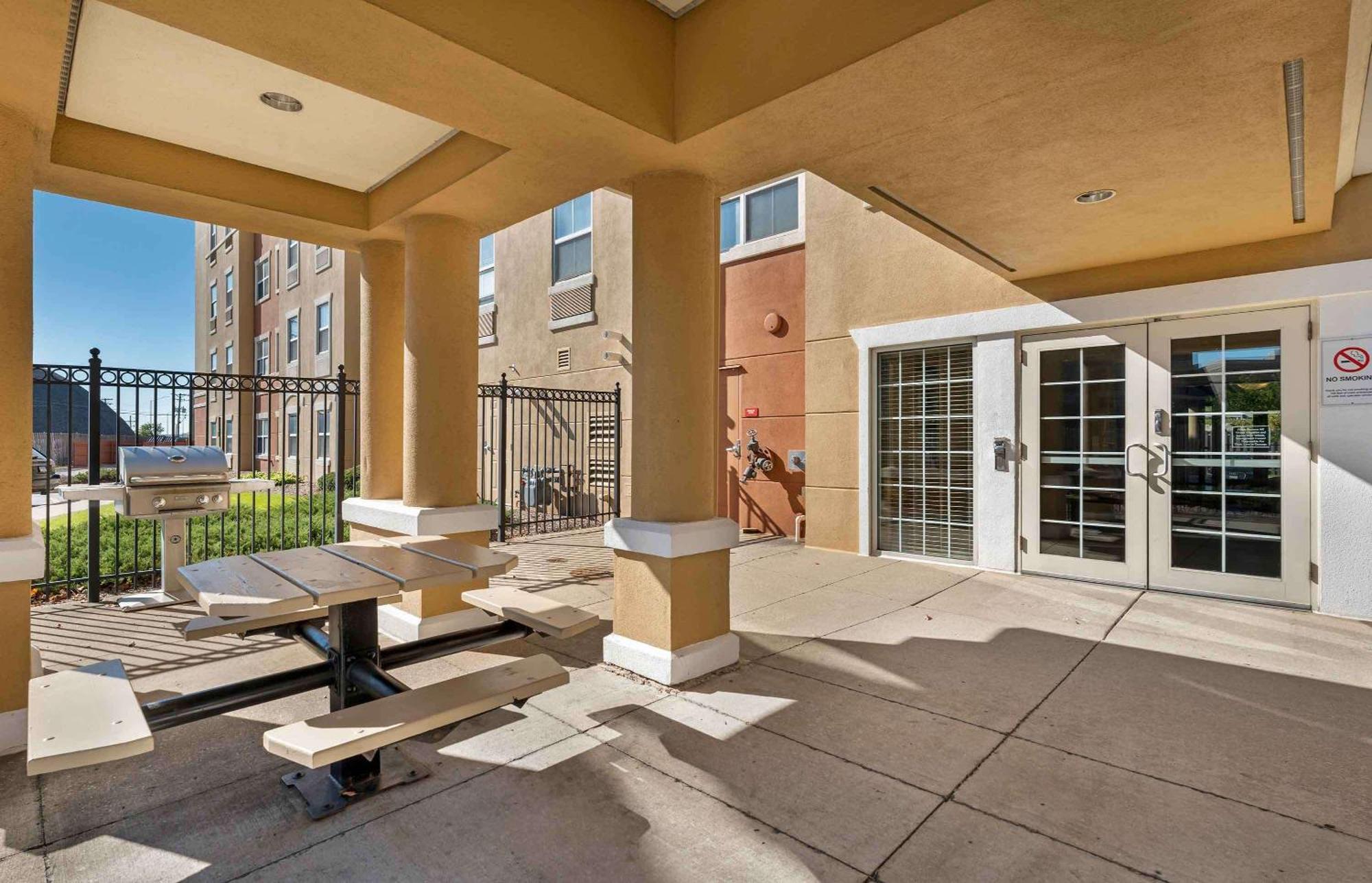 Extended Stay America Suites - Chicago - O'Hare - Allstate Arena Des Plaines Ngoại thất bức ảnh